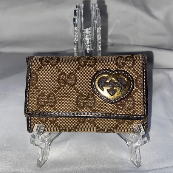 Gucci  GG Web Limited Edition Heart Collection Key Holder - Picture 1 of 12